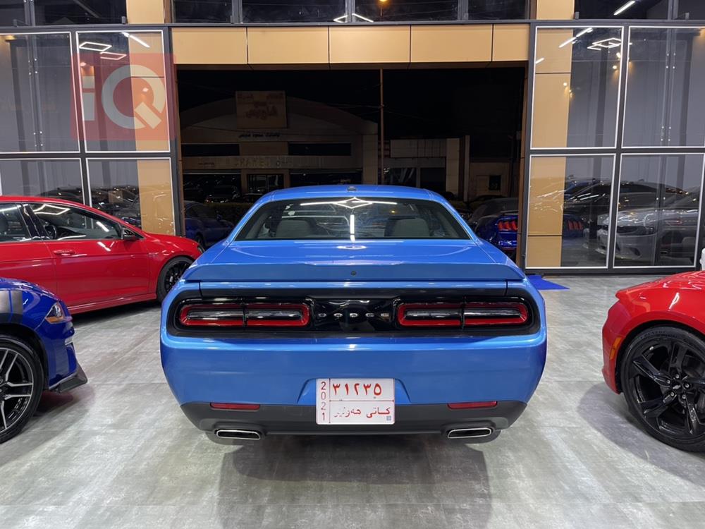 Dodge Challenger